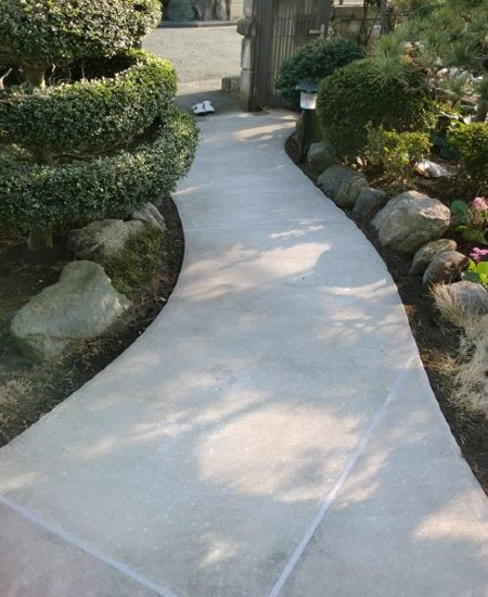 アプローチ土間設置-2